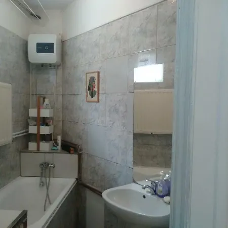 Strada Luigi Cazzavilan Βουκουρέστι